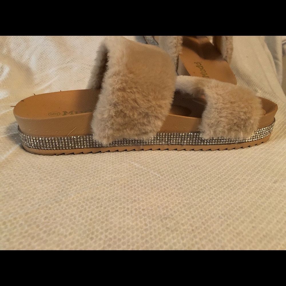 Tan with Silver embellishments Mudd Slides - Picture 2 of 3